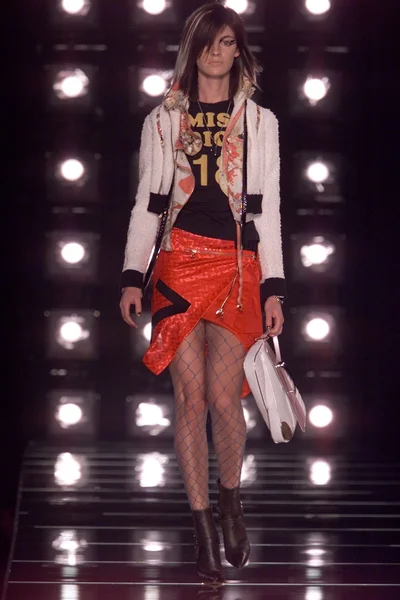 Look 5